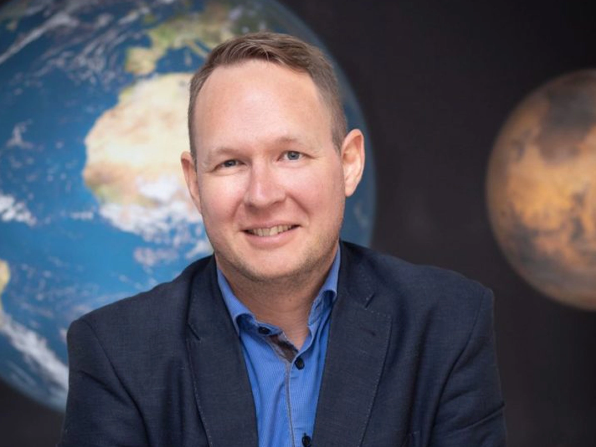 柯尔柏P​écs​园区​集团​健康​安全​事务​联络官​Zoltán Varga