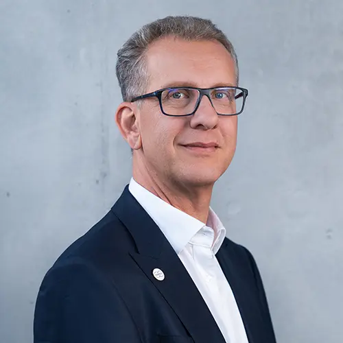 Stefan Münch,验证与确认咨询副总裁